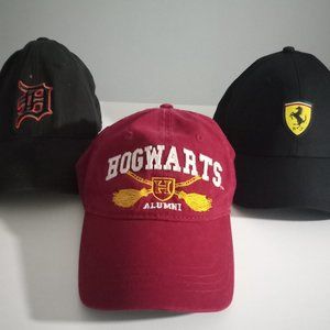 3 SNAPBACK BASEBALL CAPS